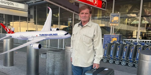 THY Uçağında Ter Krizi, Kabin Görevlisi Tarafından Uçaktan İndirildi